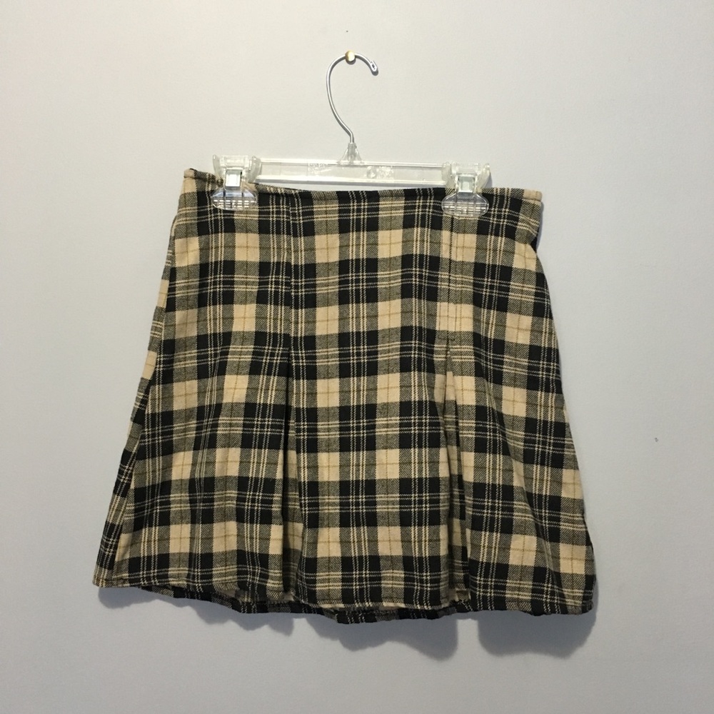 Brandy Melville Pleated Plaid Mink Skirt